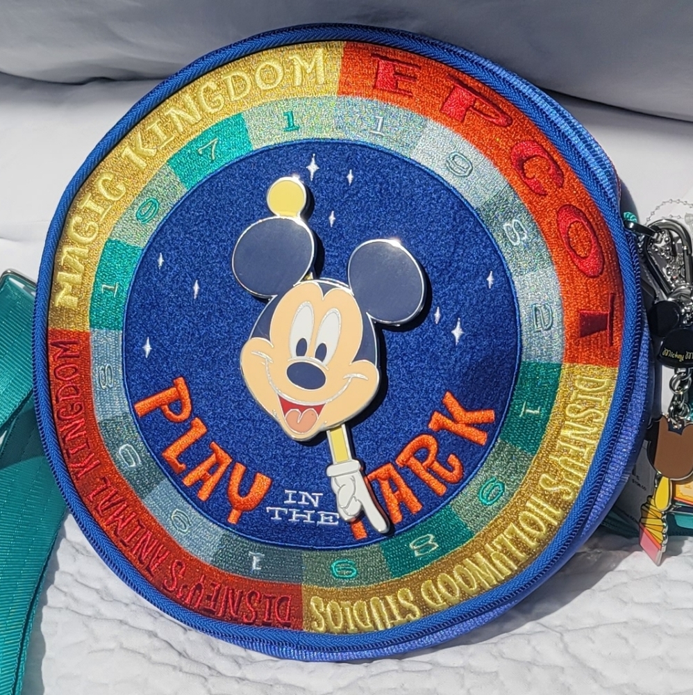 Disney Parks Harveys Crossbody/backpack